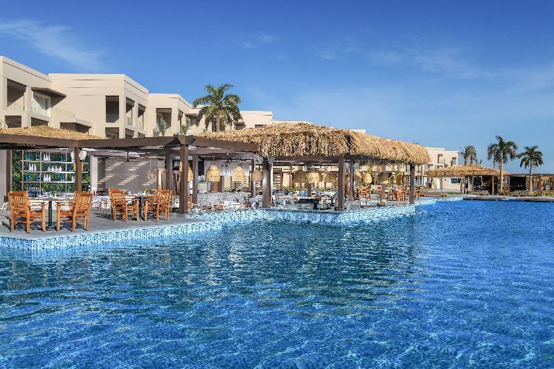 Steigenberger Resort Ras Soma Hurghada Exterior photo The pool at the Atlantis Paradise Island