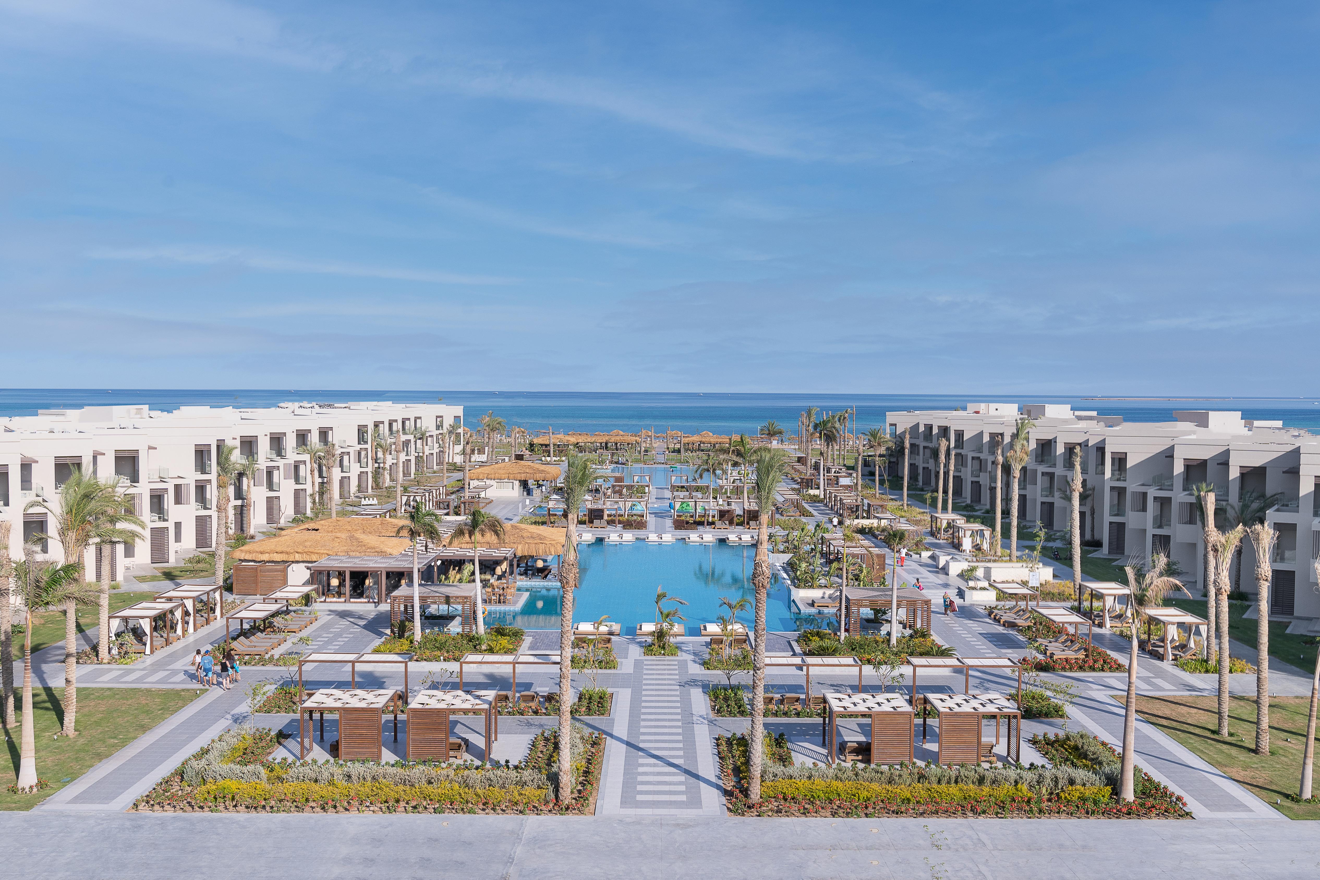 Steigenberger Resort Ras Soma Hurghada Exterior photo The resort's main pool